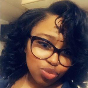 Meet your Posher, Sherry